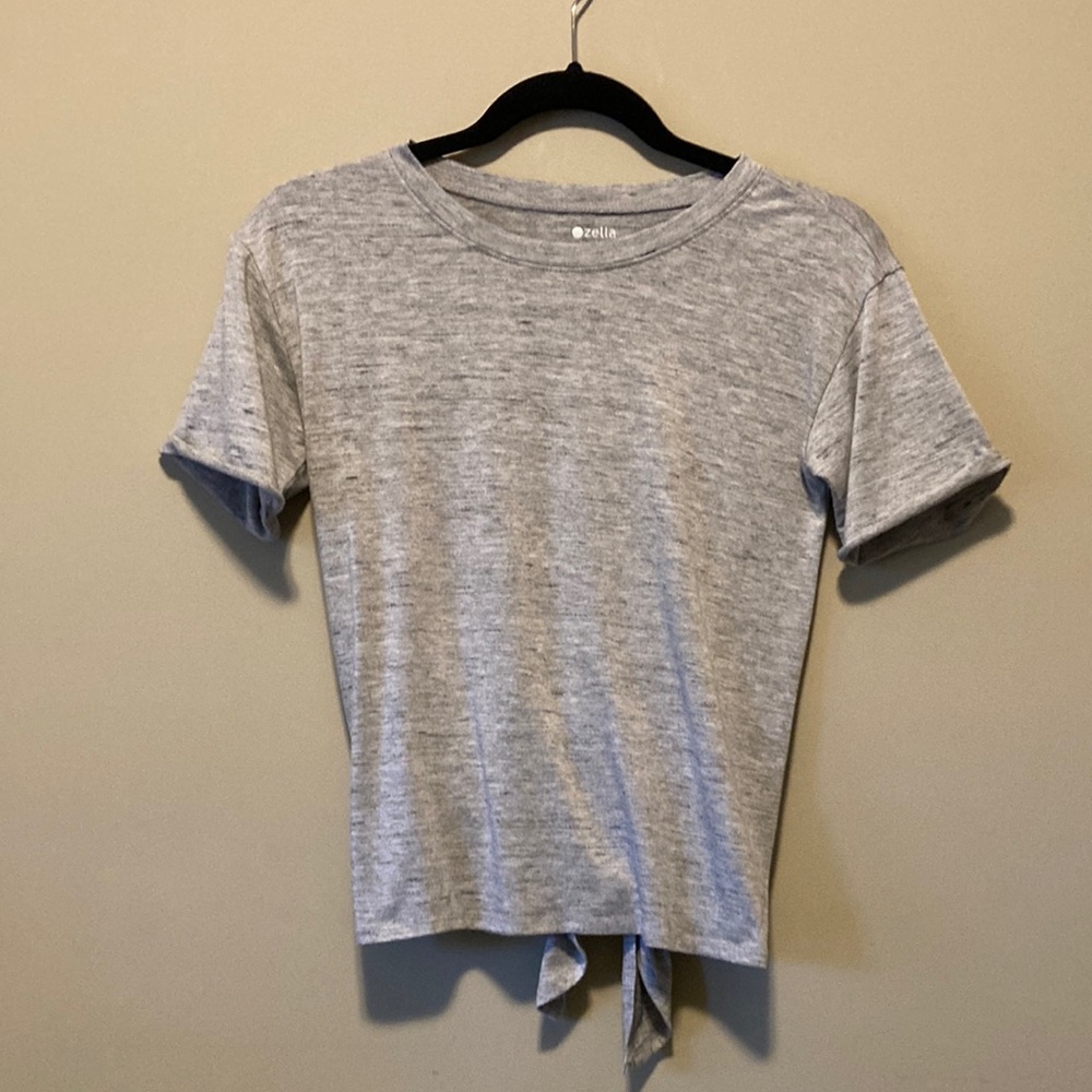 3 for $12 Bundle sale! Zella tie-back tee XL